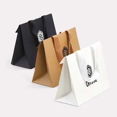 Beispielfoto: Geschenktaschen mit Schleife